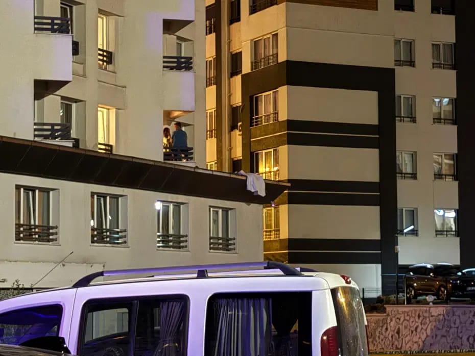 Kayseri'de Otelde Cinayet: 28 Yaşındaki Kadın 5. Kattan Atıldı